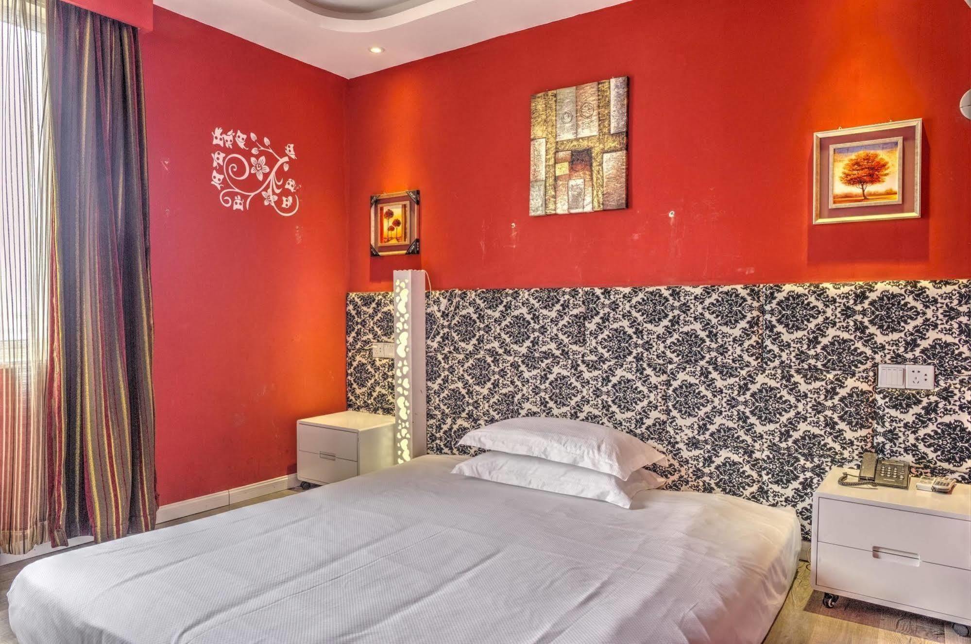 Milan Fashion Hotel Deqing Esterno foto